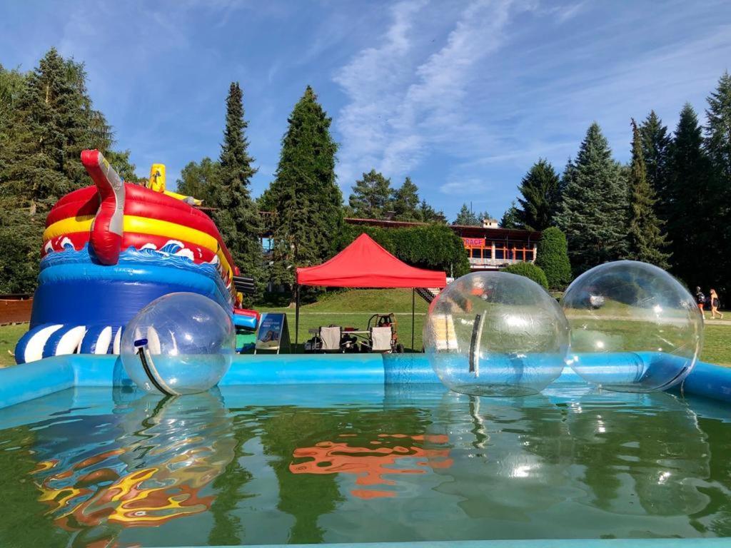 Juniorcamp Nova Zivohost Hotel Křečovice Kültér fotó