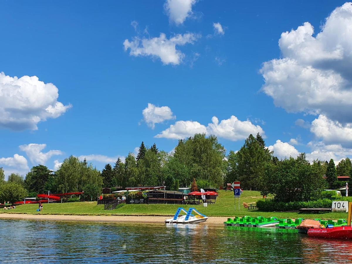 Juniorcamp Nova Zivohost Hotel Křečovice Kültér fotó