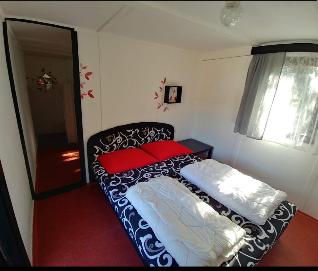 Juniorcamp Nova Zivohost Hotel Křečovice Kültér fotó